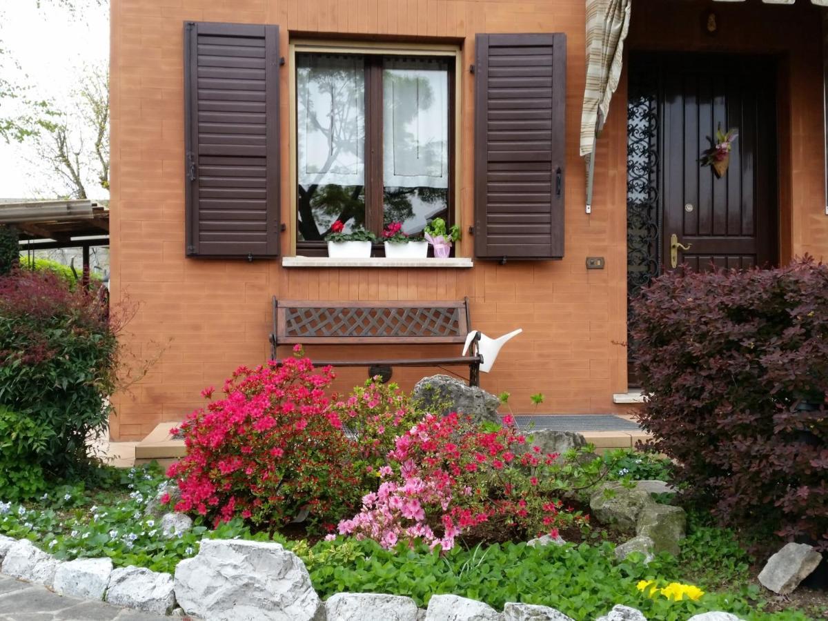 B&B Accanto Al Focolare 2 Удине Экстерьер фото